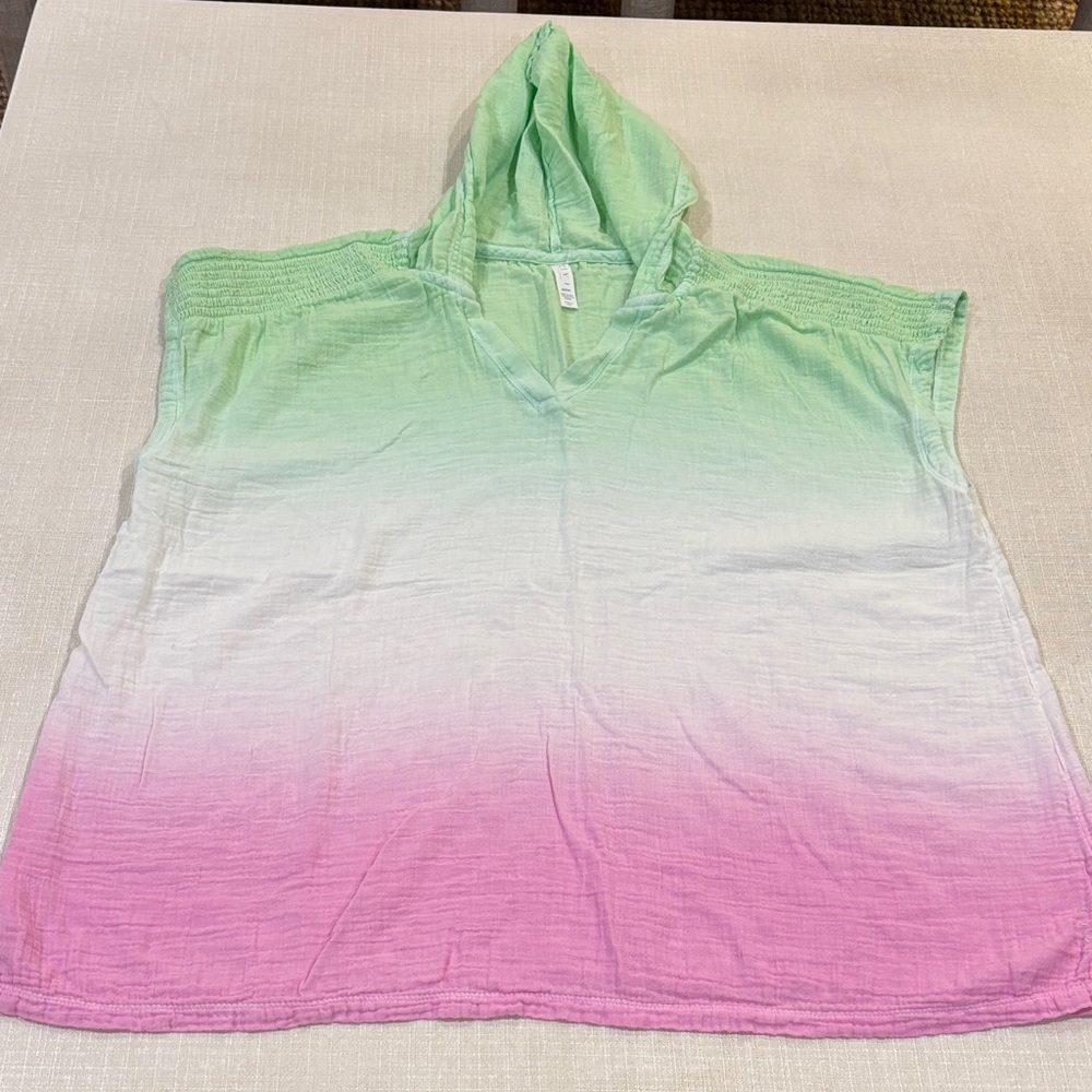 LIVI By Lane Bryant Gauze Short Sleeved Hoodie Green and Pink Ombre Hooded Top